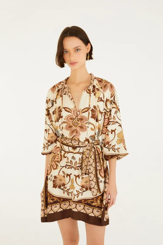 Vestido Curto Romance FARM