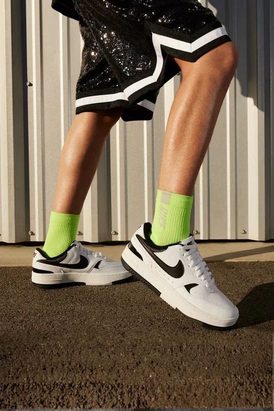 Tênis Nike Gamma Force Feminino