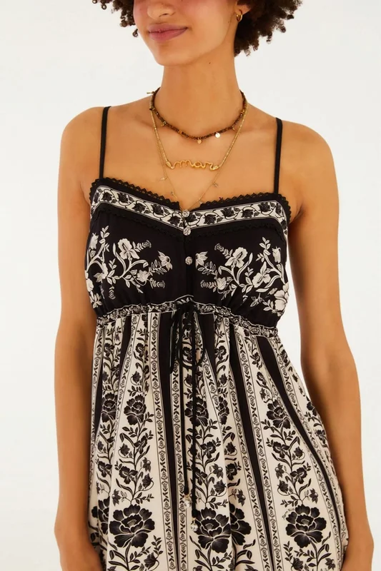 Vestido Curto Estampado Floral Delicado FARM
